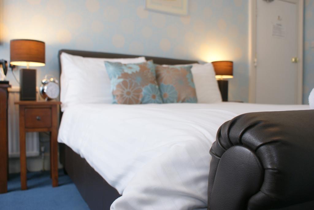 Adelphi Guest House Southport Oda fotoğraf
